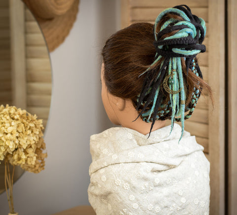 Budding tree partial set – 20 double ended wool dreads