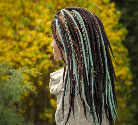 Budding tree full mix set – 50 double ended + 20 single ended wool dreads