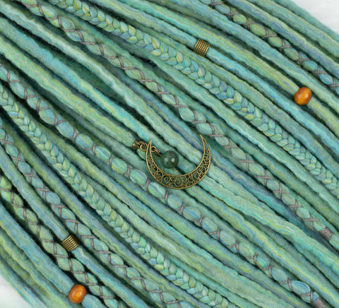 Budding tree partial set – 20 double ended wool dreads