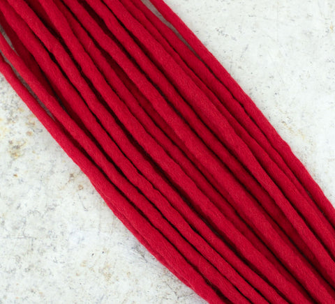 Red wool dreads without decoration (Set of 10 pcs)